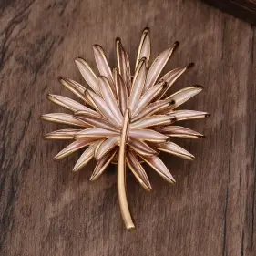Брошь "Лист пальмы" 132