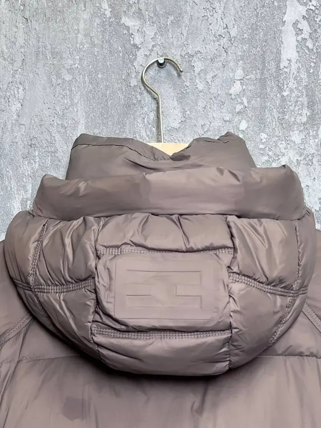 Пуховое пальто с кожаной вставкой 03741 фото 33