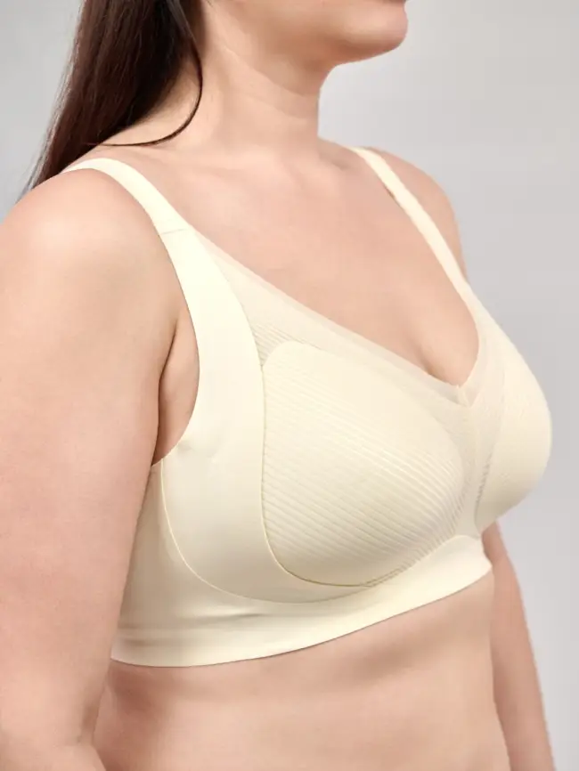 Топ бесшовный с чашками 585 Размер 54-58 фото 33