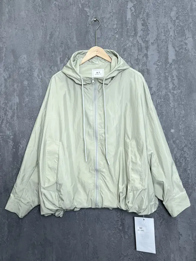 Ветровка облегченная с капюшоном 25185 Размер 52-58 фото 25