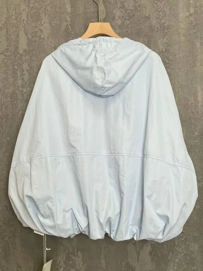 Ветровка облегченная с капюшоном 25185 фото 16