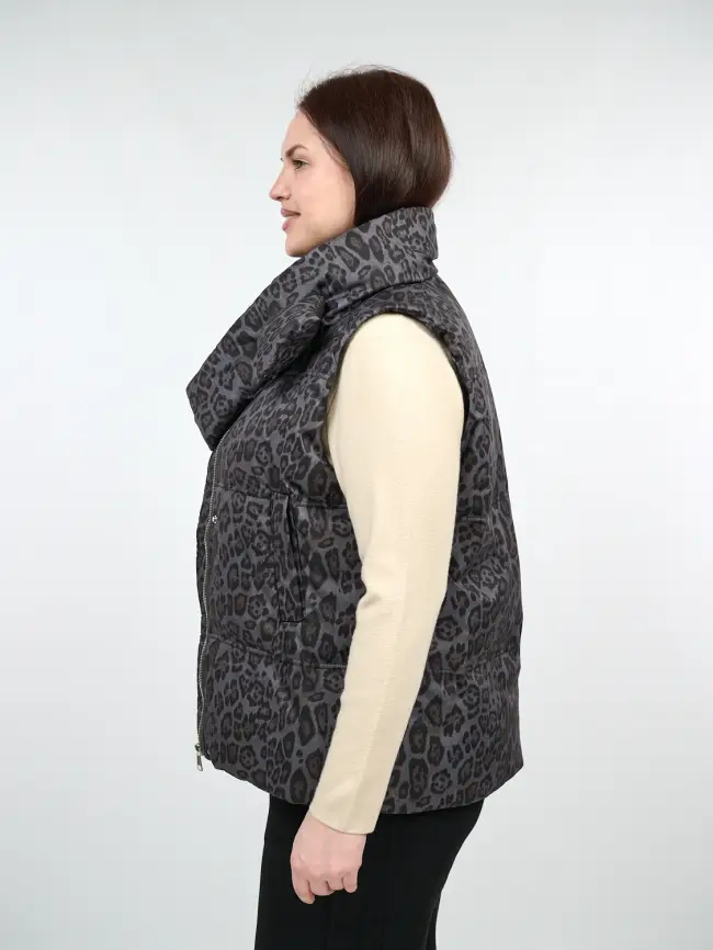 Жилет теплый леопардовый 18401 Размер 48-54 фото 4