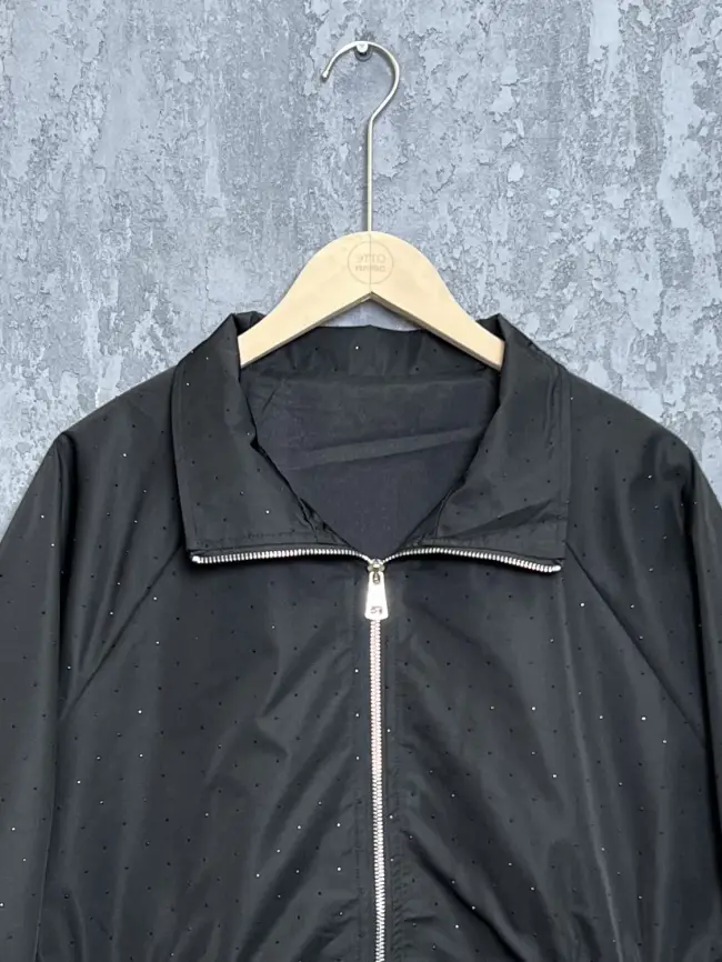 Ветровка со стразами 1635 Размер 50-54 фото 2