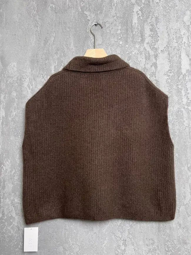 Жилет 1642 Размер 46-50 (шоколад) фото 2