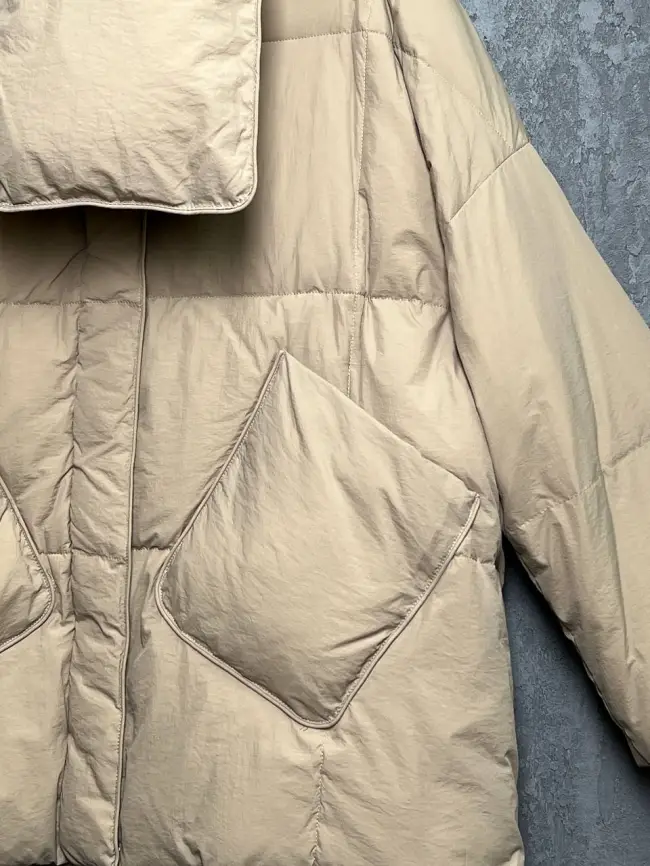 Пуховик женский с шарфом 8358 Размер 50-58 фото 100