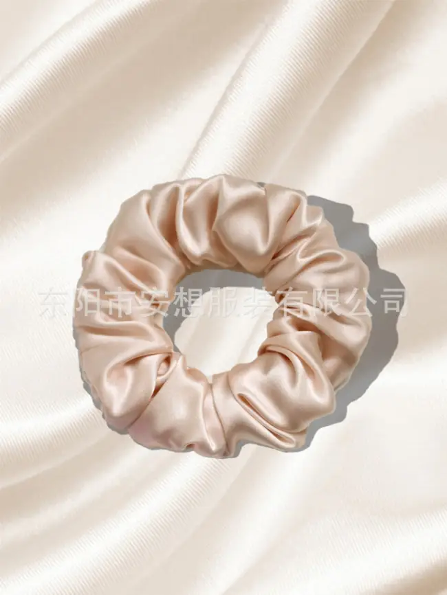 Резинка для волос из натурального шелка Б0241 фото 5