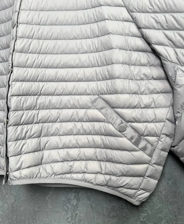 Куртка пух легкая короткая с заклепками 8183 Размер 48-58 фото 57