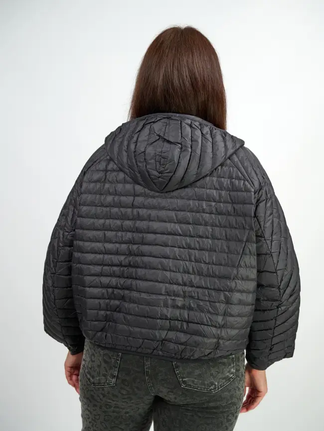 Куртка пух легкая короткая с заклепками 8183 Размер 48-58 фото 8