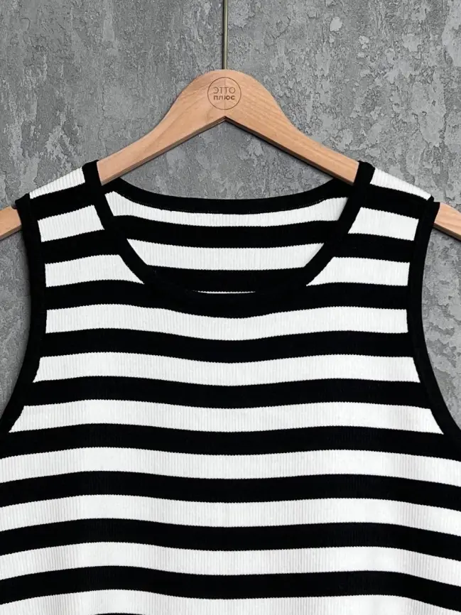 Майка-топ 8526 Размер 50-56 фото 6