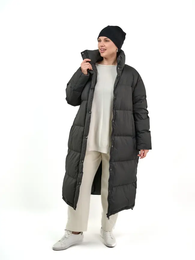 Брюки с защипами 