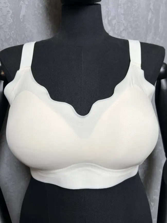 Топ бесшовный с чашками 952 Размер 50-56 фото 6