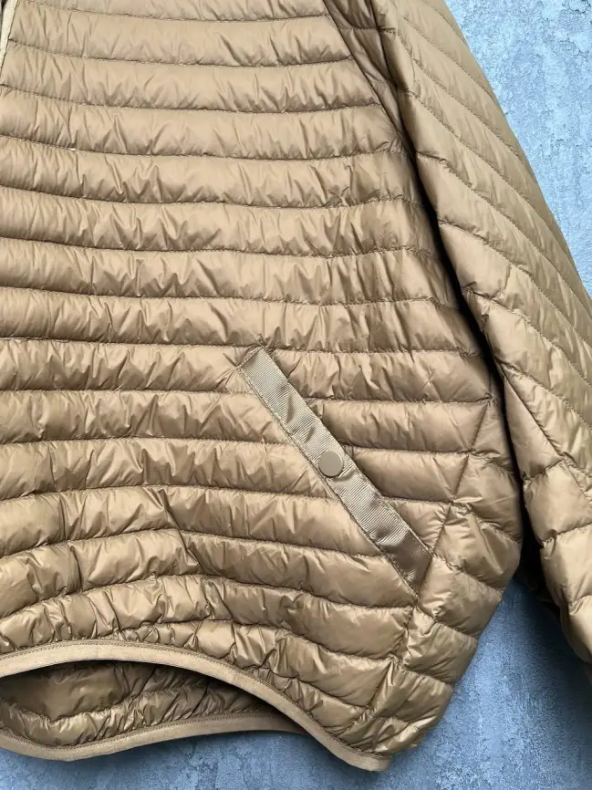 Куртка пух легкая короткая с заклепками 8183 Размер 48-58 фото 69