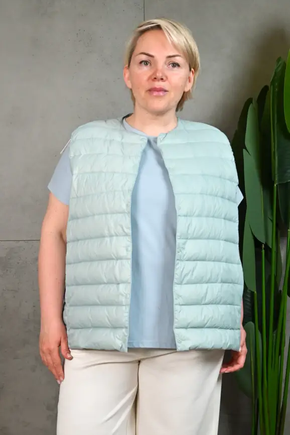 Жилет облегченный утепленный 8801 фото 127