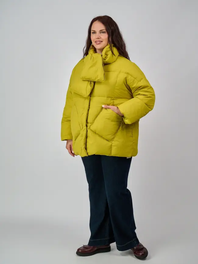 Пуховик женский с шарфом 8358 Размер 50-58 фото 7