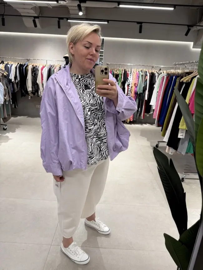 Ветровка облегченная с капюшоном 25185 фото 18