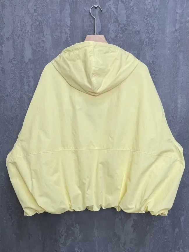 Ветровка облегченная с капюшоном 25185 фото 9