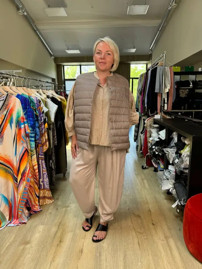 Жилет облегченный утепленный 8801 фото 129