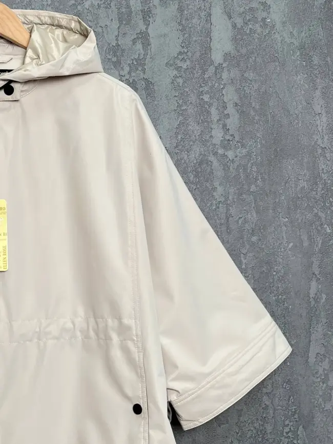 Пончо с капюшоном Италия 811-3 фото 3