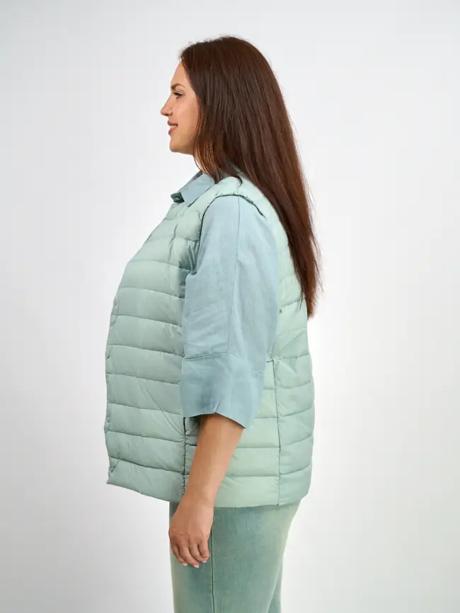 Жилет облегченный утепленный 8801 фото 37