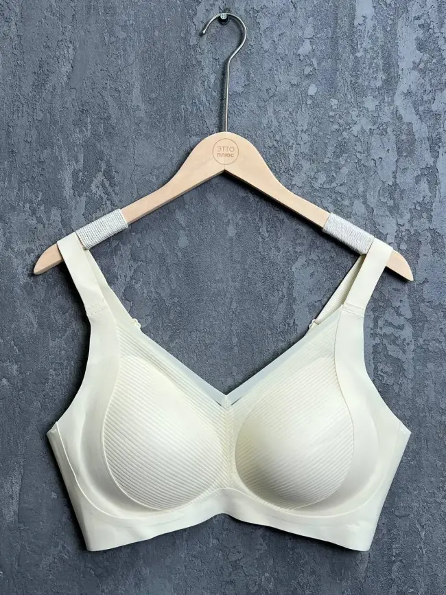 Топ бесшовный с чашками 585 Размер 54-58 фото 37