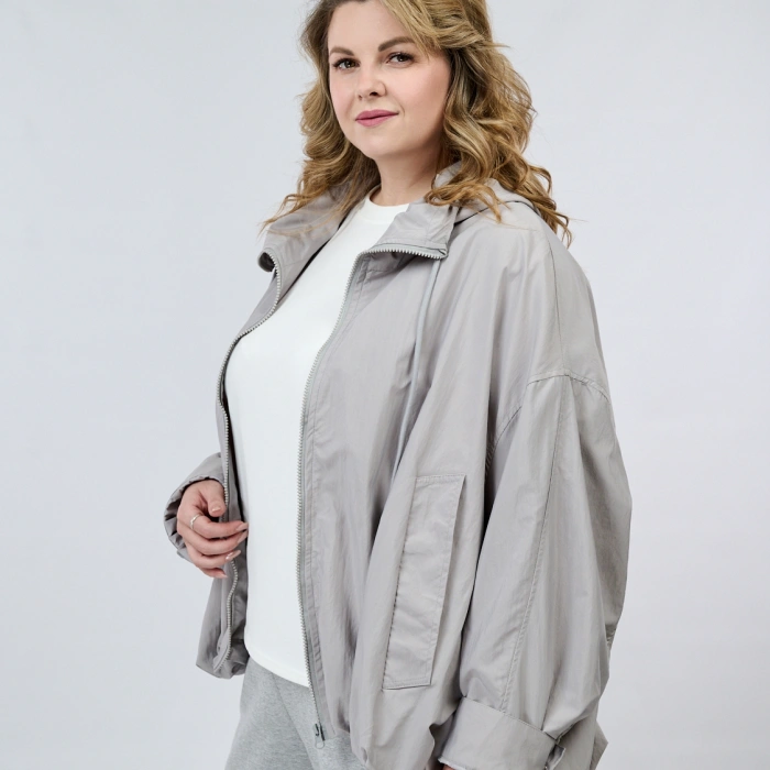 Лёгкие куртки, ветровки и пыльники
